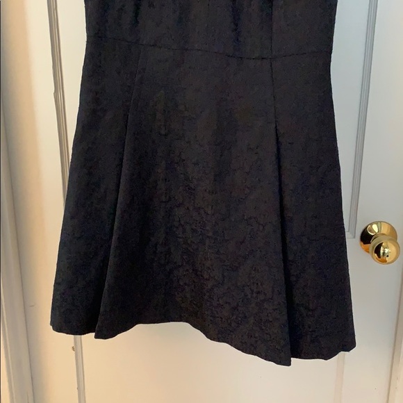 Gorgeous a banana Republic dress - Picture 3 of 5